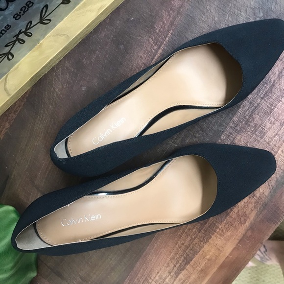 Calvin Klein Pippa Wedge 8 - Picture 2 of 6